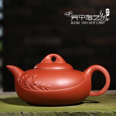 三脚乳鼎-吴平陶艺-12800元